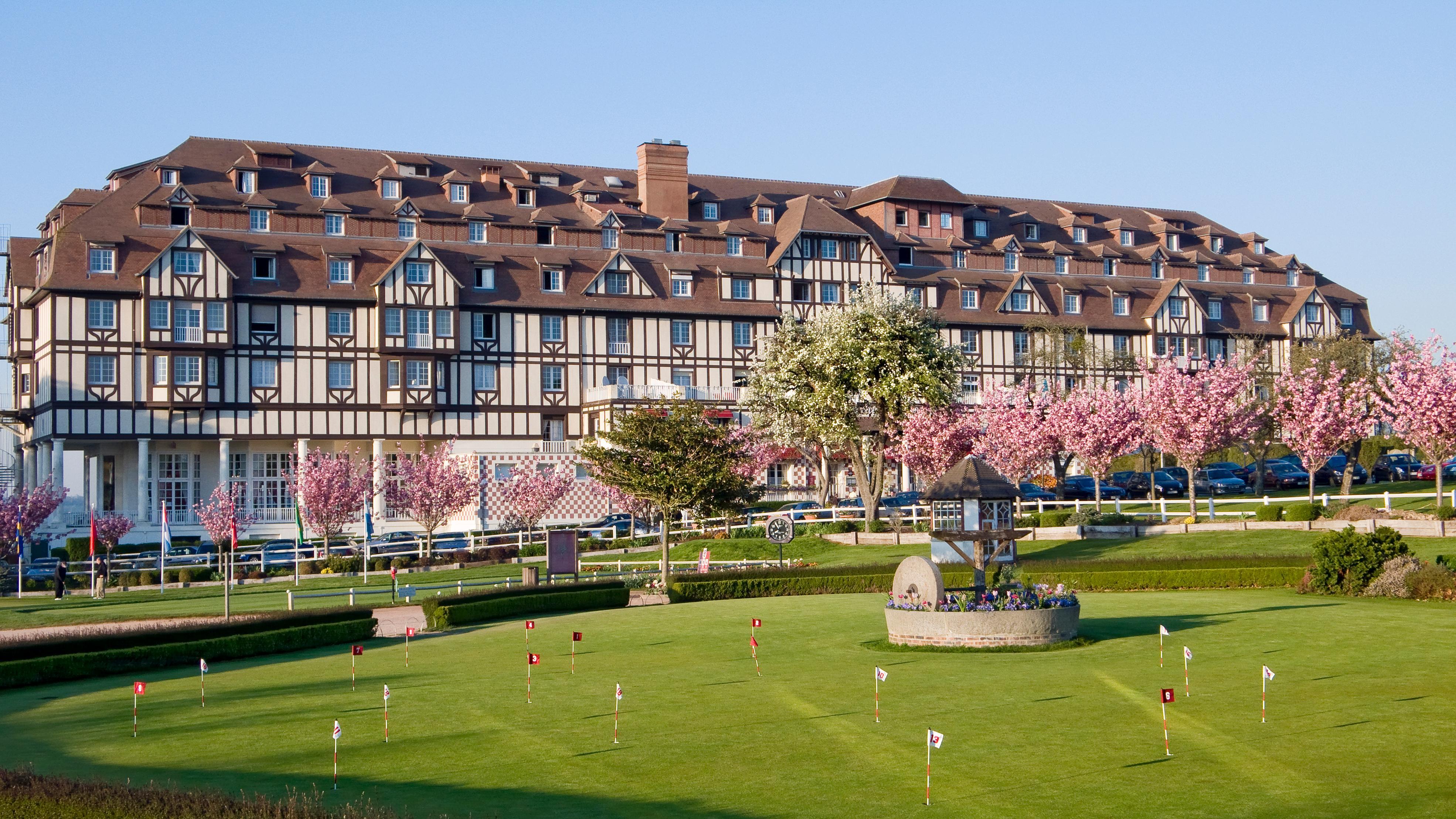 Hotel Barriere L'Hotel Du Golf Deauville Luaran gambar