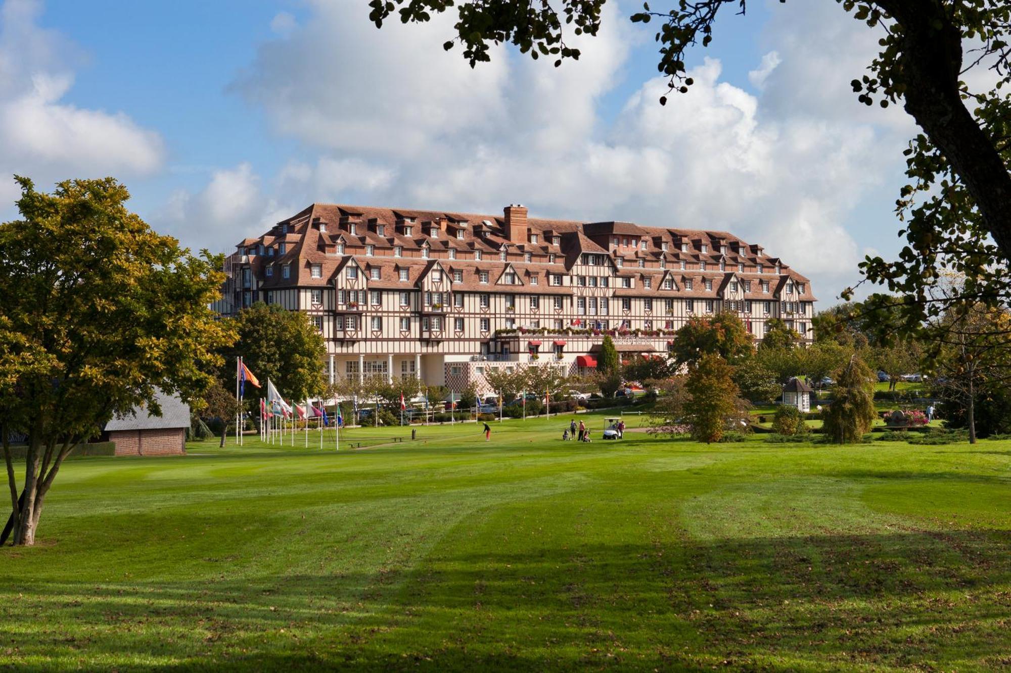 Hotel Barriere L'Hotel Du Golf Deauville Luaran gambar